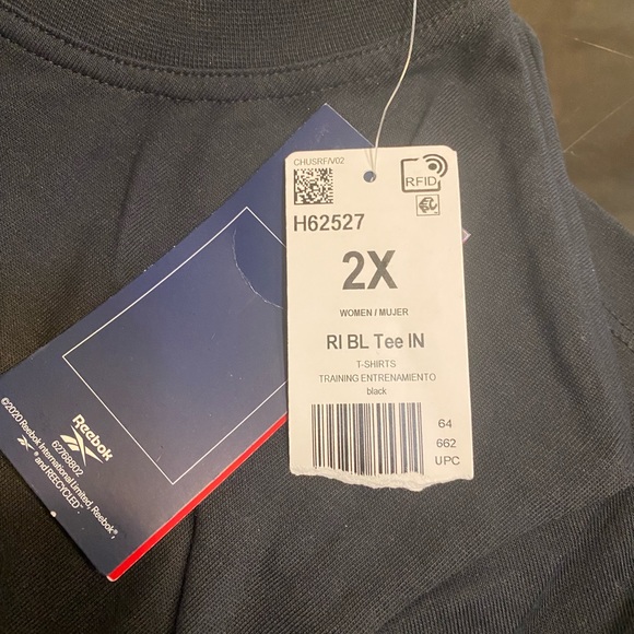 NWT Reebok Performance Tee. Woman’s. Black. Recycled material.Soft Light weight - Picture 7 of 9